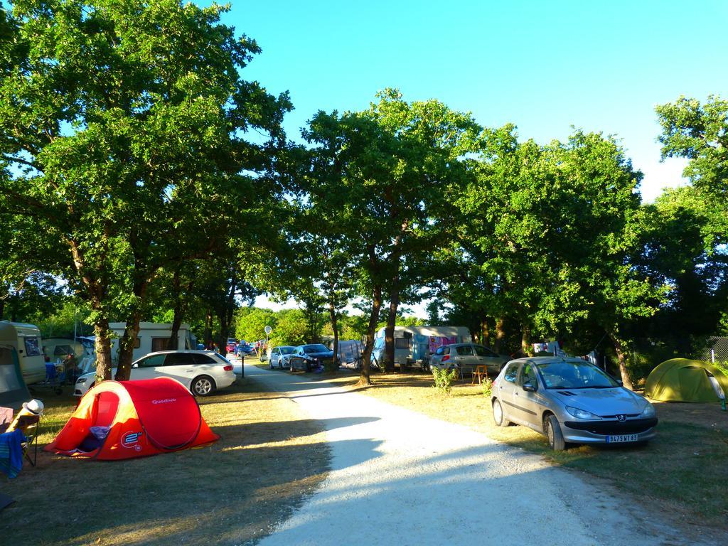 Camping La Maurie Foulerot Bagian luar foto