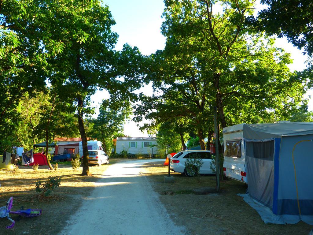 Camping La Maurie Hotel Saint-Georges-d'Oleron Bagian luar foto