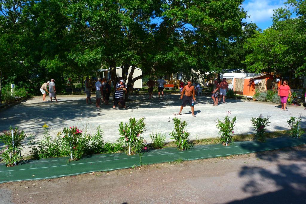 Camping La Maurie Foulerot Bagian luar foto